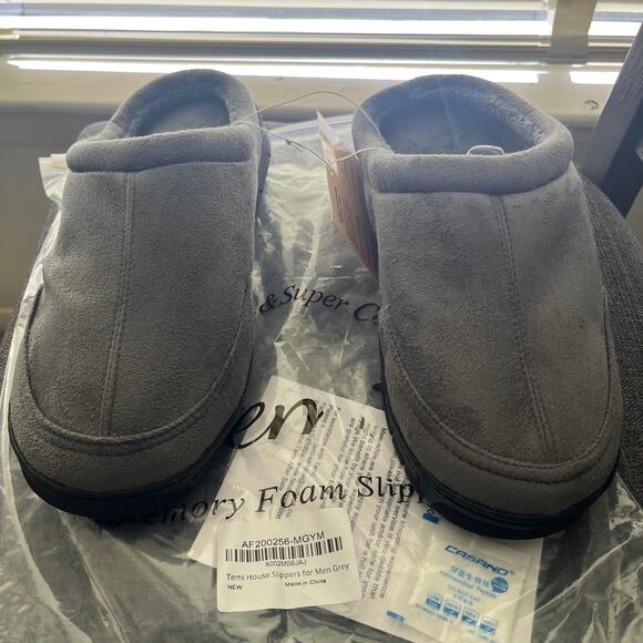 Temi House Slippers For Men Grey Memory Foam Size 9-10 NEW - Picture 2 of 3